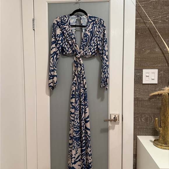 RESA Blue and Cream Long Sleeve Two-Piece Dress from REVOLVE - Picture 8 of 12